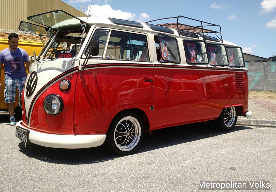 VW split bus with DSR wheels from raw classics
